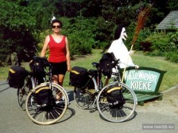 re-cyclo-19920525-008