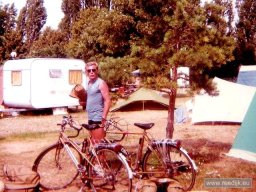 re-cyclo-19840731-albumscan-003